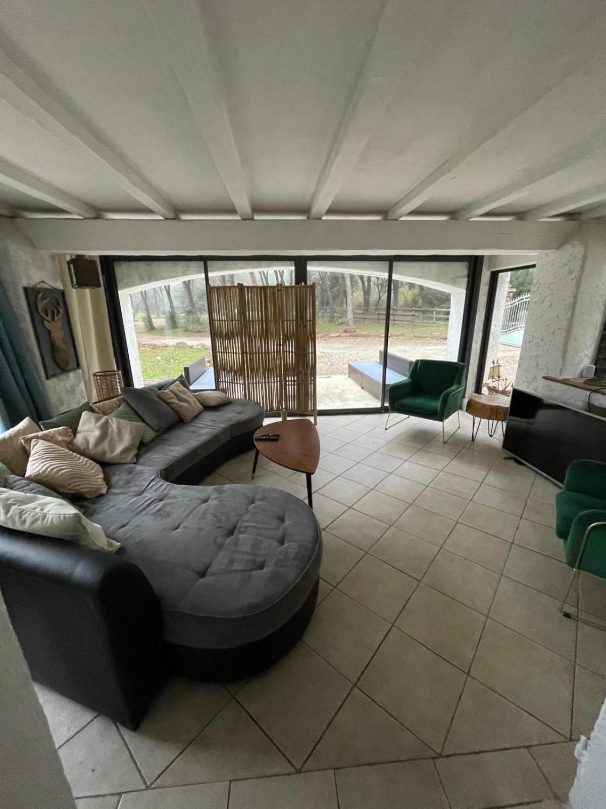Residence Gabrielle Le Cannet Des Maures Eksteriør billede